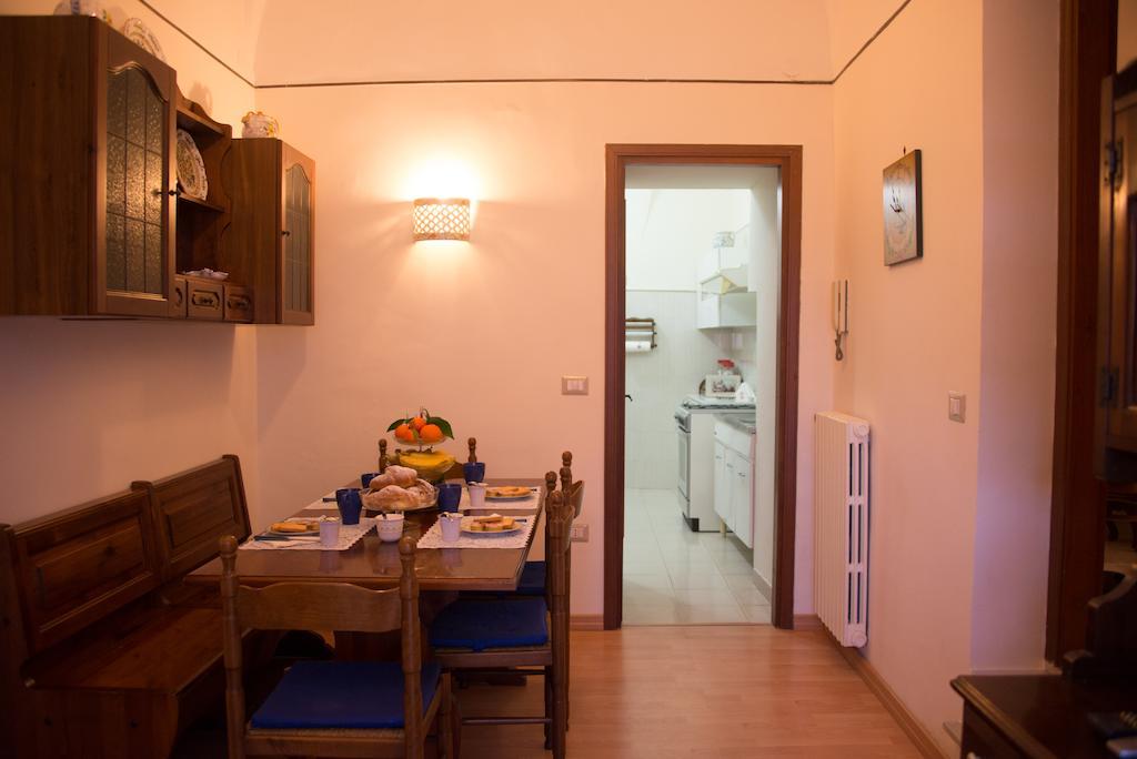 Apartmán Il Giglio Rosso Neapol Pokoj fotografie